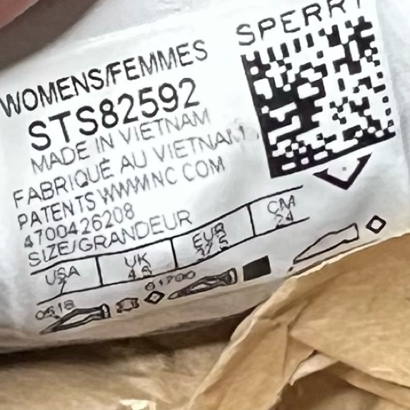 Sperry Seaside Emboss Weave Slip On Leather Shoes - Picture 9 of 9